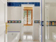 Villa for sale in Monte Mayor, Benahavis