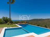 Villa for sale in Monte Mayor, Benahavis