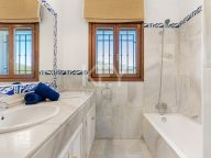 Villa for sale in Monte Mayor, Benahavis