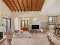 Villa for sale in Monte Mayor, Benahavis