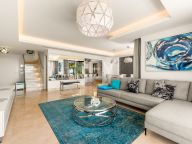 Duplex Penthouse for rent in Estepona