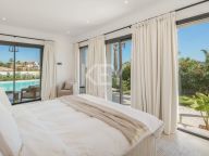 Villa for sale in Benahavis