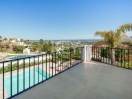 Villa for sale in Benahavis