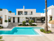 Villa for sale in Marbesa, Marbella East