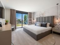 Villa for sale in Estepona East, Estepona
