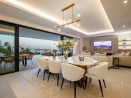 Villa for sale in Estepona East, Estepona