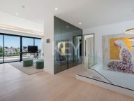 Villa for sale in Estepona East, Estepona