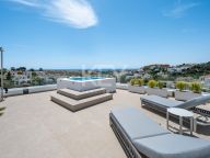 Villa for sale in Estepona East, Estepona