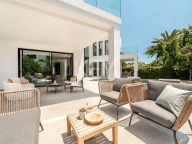 Villa for sale in Marbesa, Marbella East