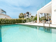 Villa for sale in Marbesa, Marbella East