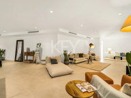Villa for sale in Marbesa, Marbella East