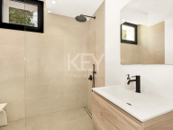 Villa for sale in Marbesa, Marbella East