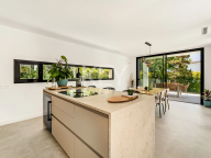 Villa for sale in Marbesa, Marbella East