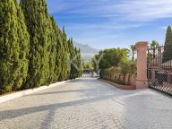 Villa for sale in Las Lomas del Marbella Club, Marbella Golden Mile