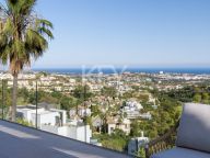 Villa for sale in Benahavis