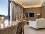 Villa for sale in Benahavis