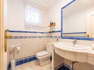 Villa for sale in La Perla de la Bahía, Casares