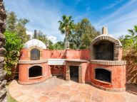 Villa for sale in La Perla de la Bahía, Casares