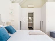 Villa for sale in Los Naranjos Hill Club, Nueva Andalucia