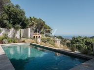 Villa for sale in El Madroñal, Benahavis