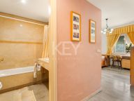 Duplex Penthouse for sale in Guadalmina Baja, San Pedro de Alcantara