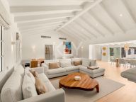 Вилла на продажу в Altos del Paraiso, Бенахавис