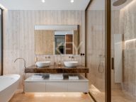 Ground Floor Duplex for sale in Marbella Golden Mile