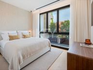 Ground Floor Duplex for sale in Marbella Golden Mile