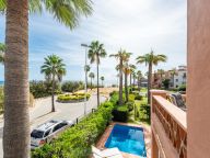 Villa for sale in Bahia de Casares, Casares