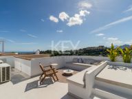 Duplex Penthouse for sale in La Quinta, Benahavis