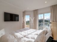 Duplex Penthouse for sale in La Quinta, Benahavis