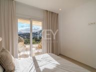 Duplex Penthouse for sale in La Quinta, Benahavis