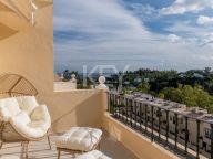 Duplex Penthouse for sale in La Quinta, Benahavis