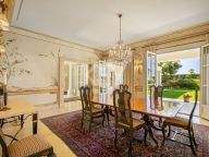 Villa en venta en Los Monteros, Marbella Este
