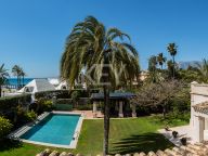 Вилла на продажу в Los Monteros, Восточная Марбелья