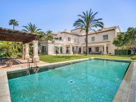 Villa en venta en Los Monteros, Marbella Este