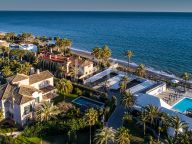 Вилла на продажу в Los Monteros, Восточная Марбелья
