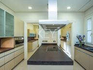 Вилла на продажу в Los Monteros, Восточная Марбелья