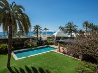 Вилла на продажу в Los Monteros, Восточная Марбелья