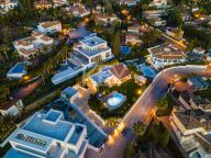 Villa en venta en El Rosario, Marbella Este