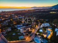 Villa en venta en El Rosario, Marbella Este