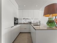 Apartment for sale in Marina Puente Romano, Marbella Golden Mile