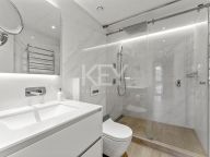 Apartment for sale in Marina Puente Romano, Marbella Golden Mile