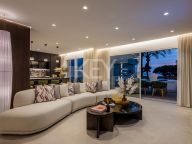 Apartment for sale in Los Monteros Palm Beach, Marbella East