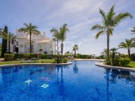 Apartment for sale in Los Monteros Palm Beach, Marbella East