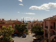 Duplex en venta en Monte Halcones, Benahavis