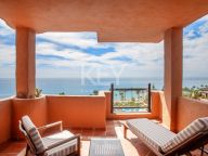 Penthouse for sale in Kempinski, Estepona