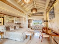 Penthouse for sale in Kempinski, Estepona