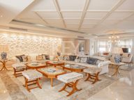 Penthouse for sale in Kempinski, Estepona