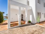 Villa en venta en Marbesa, Marbella Este
